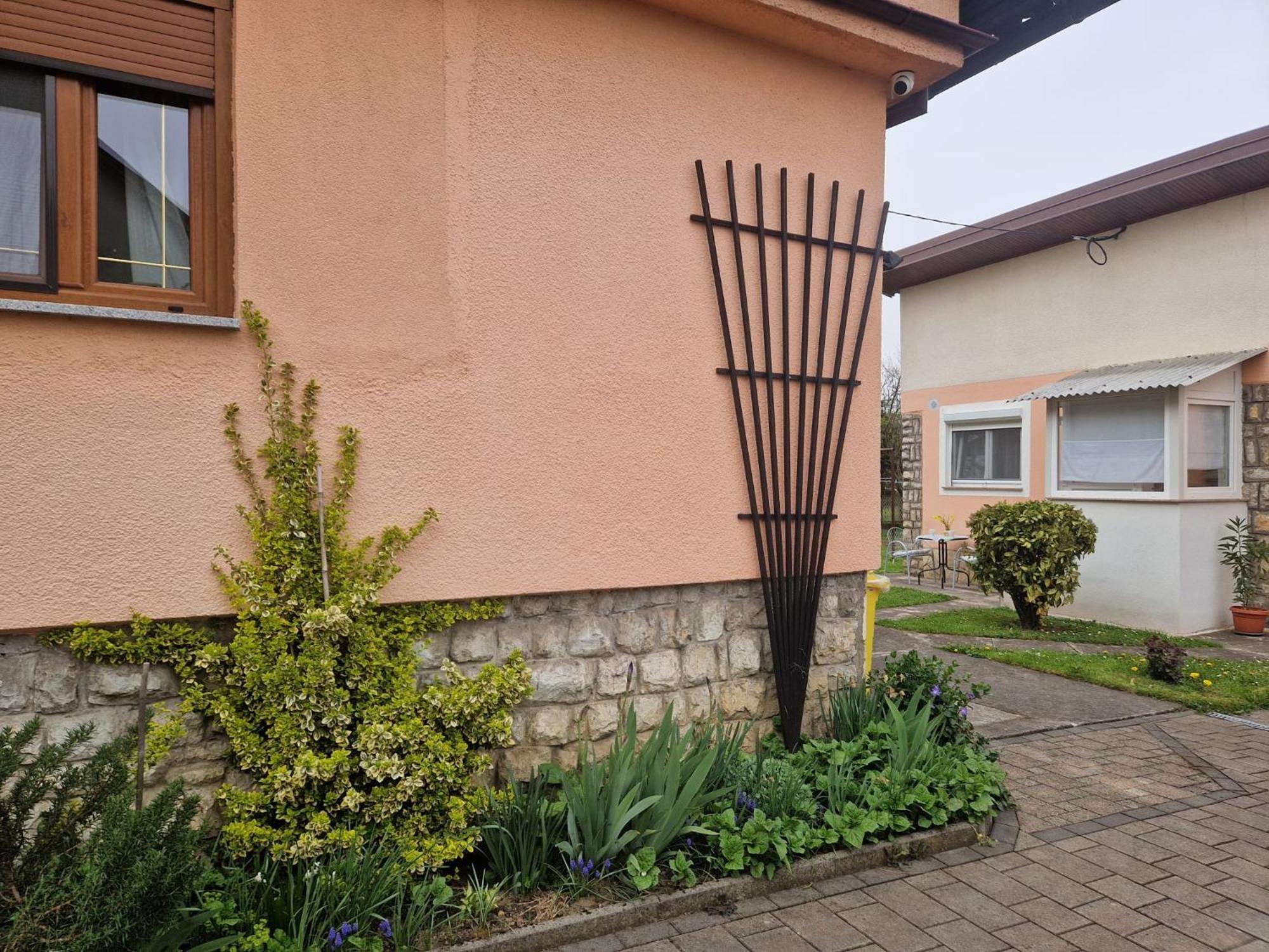 Studio Apartman Marica - Ogulin, Hrvatska ภายนอก รูปภาพ