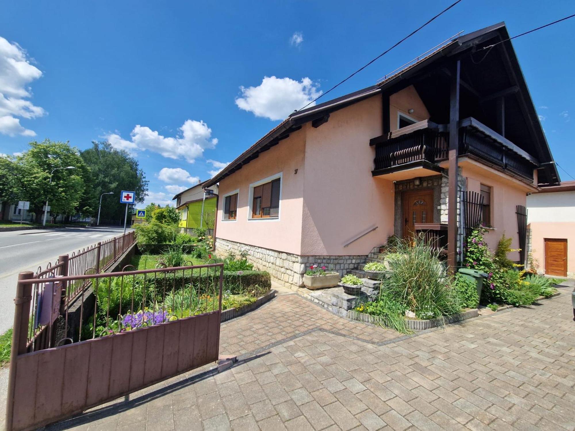 Studio Apartman Marica - Ogulin, Hrvatska ภายนอก รูปภาพ