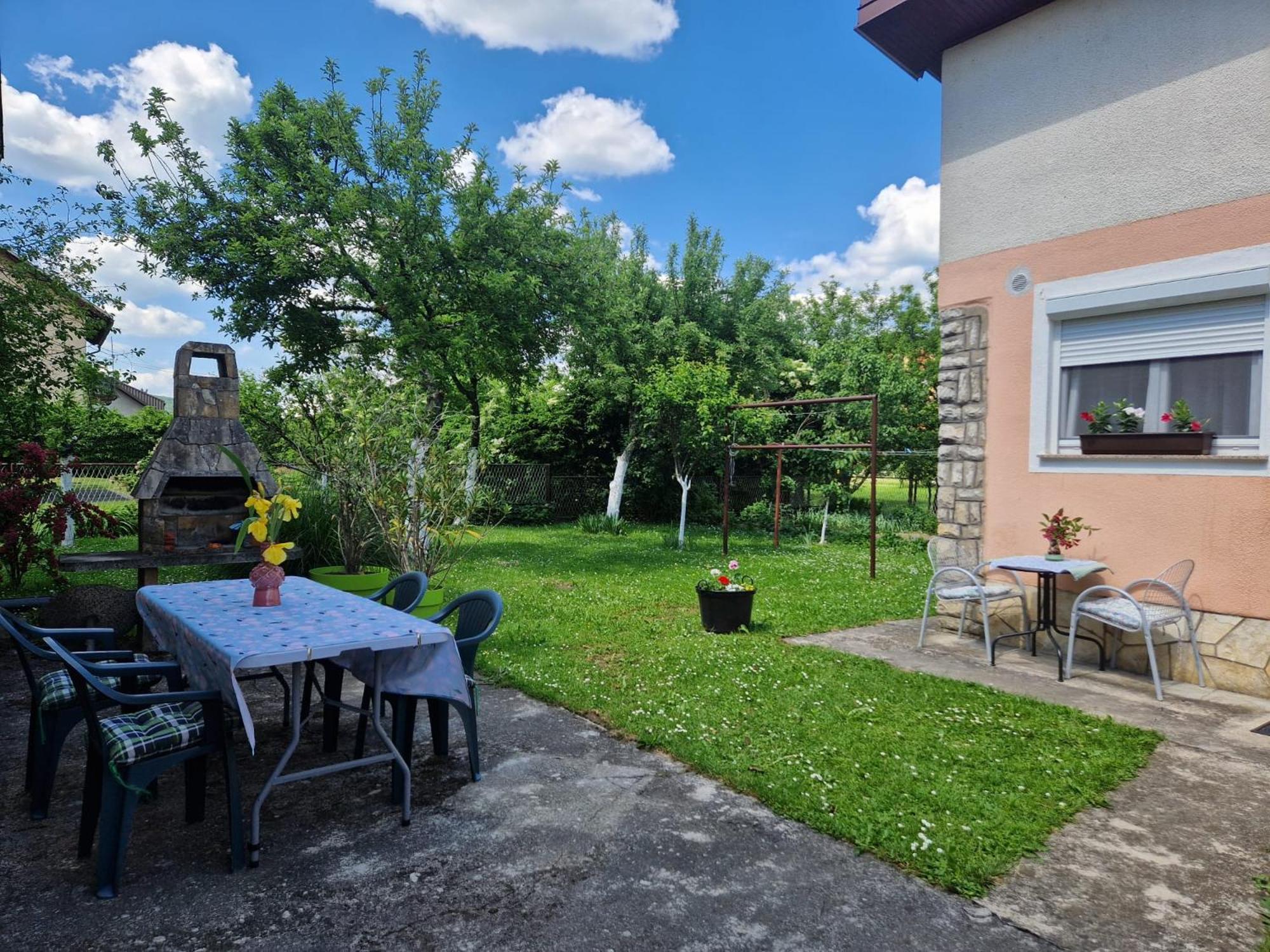 Studio Apartman Marica - Ogulin, Hrvatska ภายนอก รูปภาพ